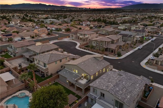 1291 Valencia Cliffs Avenue, Henderson, NV 89012