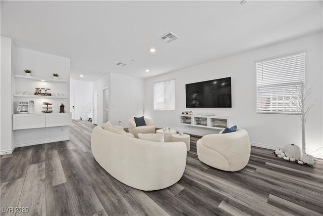 1291 Valencia Cliffs Avenue, Henderson, NV 89012