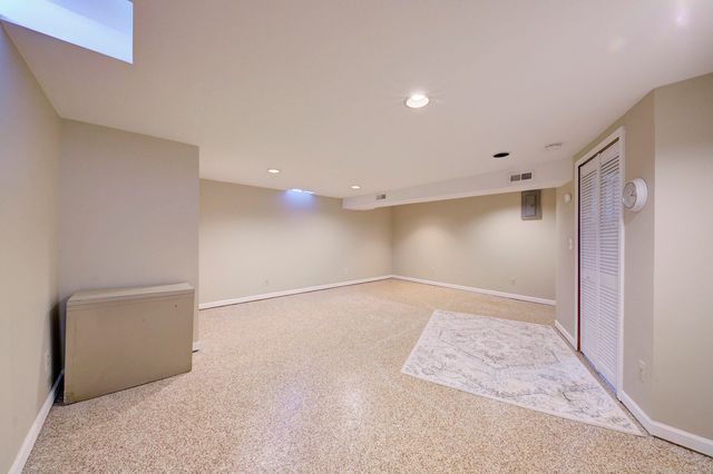 23528 Woodshire Court, Novi, MI 48375