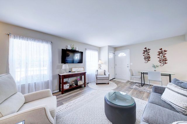 23528 Woodshire Court, Novi, MI 48375