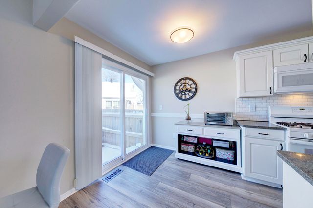 23528 Woodshire Court, Novi, MI 48375