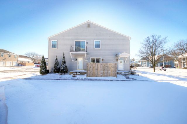 23528 Woodshire Court, Novi, MI 48375