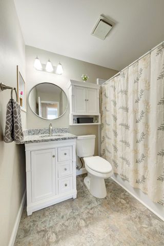 23528 Woodshire Court, Novi, MI 48375