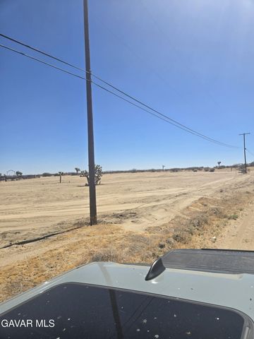 Cor Avenue Q Pav 185 E Ste D, Palmdale, CA 93591