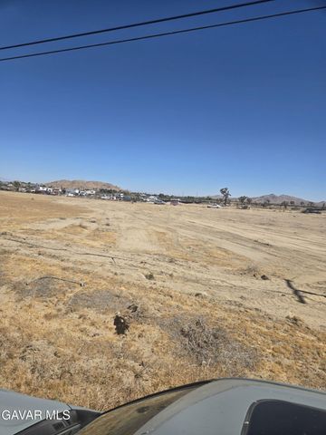 Cor Avenue Q Pav 185 E Ste D, Palmdale, CA 93591