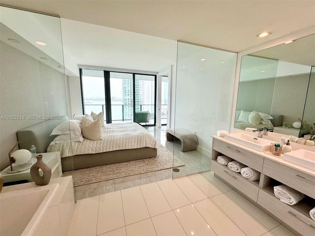 650 NE 32nd St 1901, Miami, FL 33137