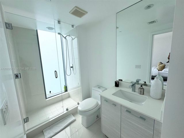 650 NE 32nd St 1901, Miami, FL 33137