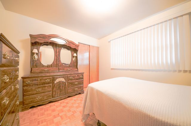 5010 Forster Avenue, Schiller Park, IL 60176