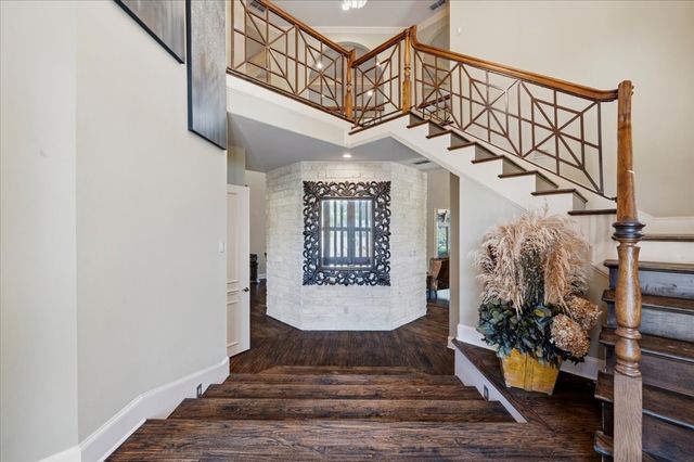 200 Falcon Ridge, Aledo, TX 76008