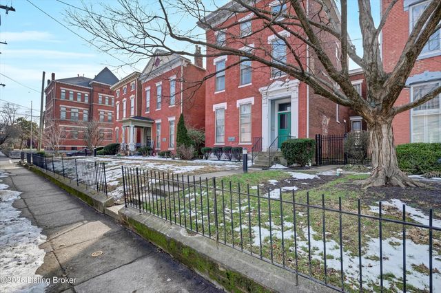 124 E Oak St 2, Louisville, KY 40203