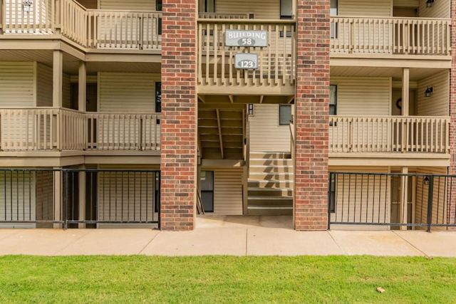 123 Bunker Ridge Drive 4, Branson, MO 65616