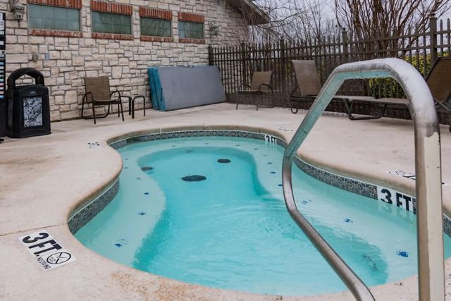 123 Bunker Ridge Drive 4, Branson, MO 65616