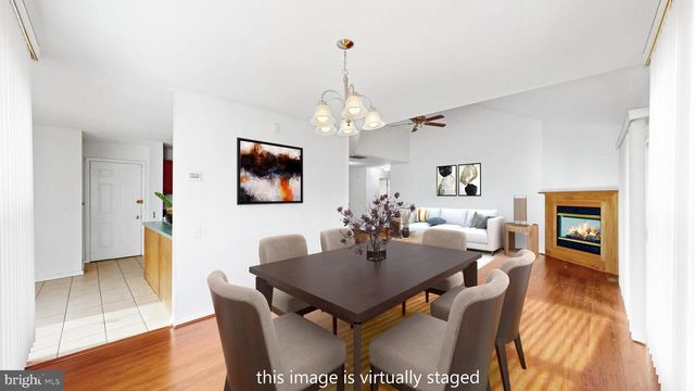 5 GREENWICH DR, Dover, DE 19901