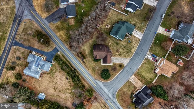 5 GREENWICH DR, Dover, DE 19901