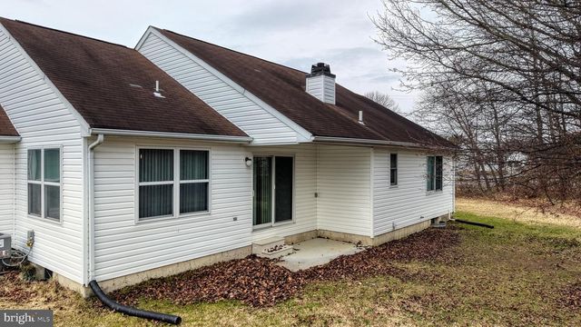 5 GREENWICH DR, Dover, DE 19901