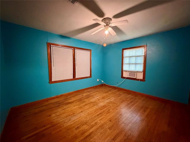 2013 6th Street N, Texas City, TX 77590