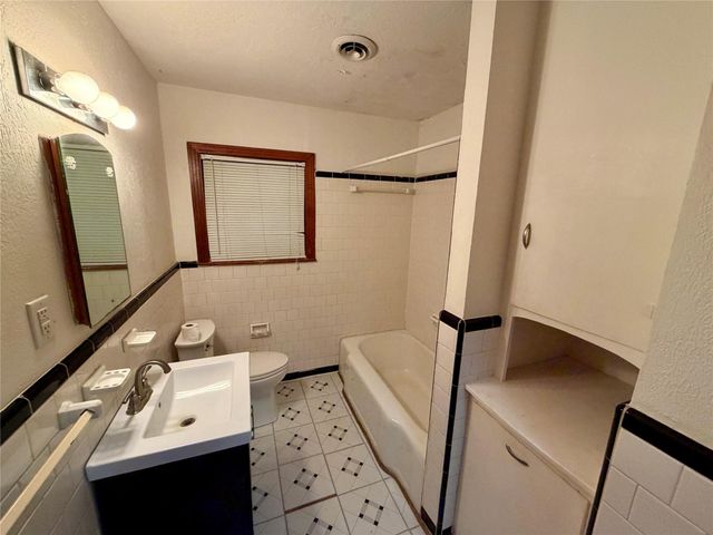 2013 6th Street N, Texas City, TX 77590