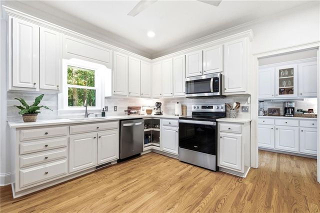 4790 Hamptons Club Drive, Alpharetta, GA 30004