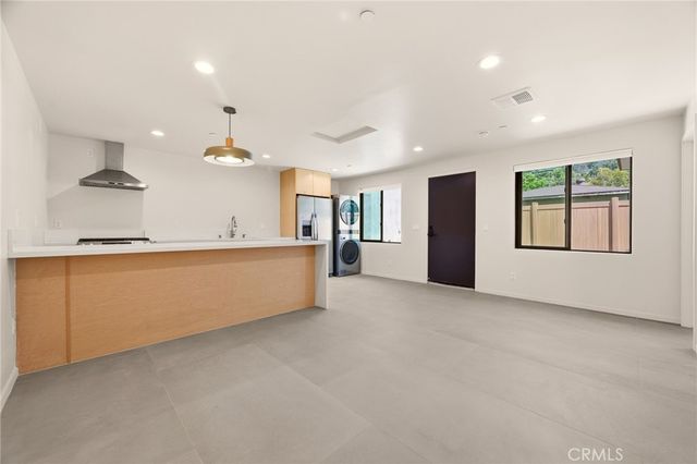 414 Stedman 1, Monrovia, CA 91016