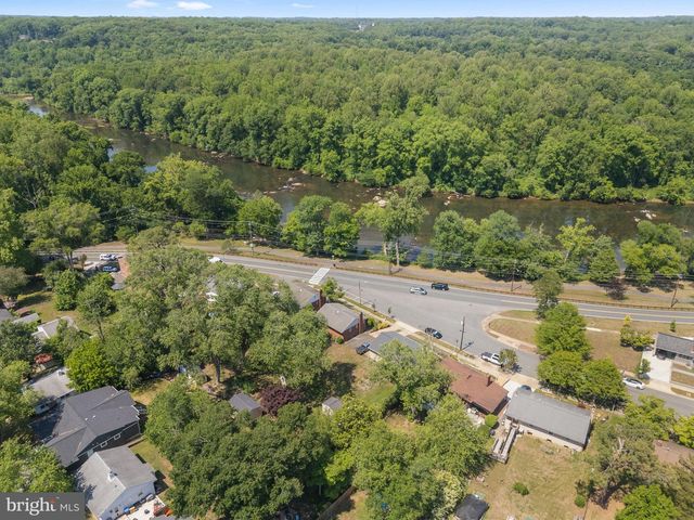 3204 LINDEN AVE, Fredericksburg, VA 22401