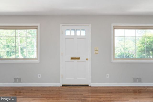 3204 LINDEN AVE, Fredericksburg, VA 22401