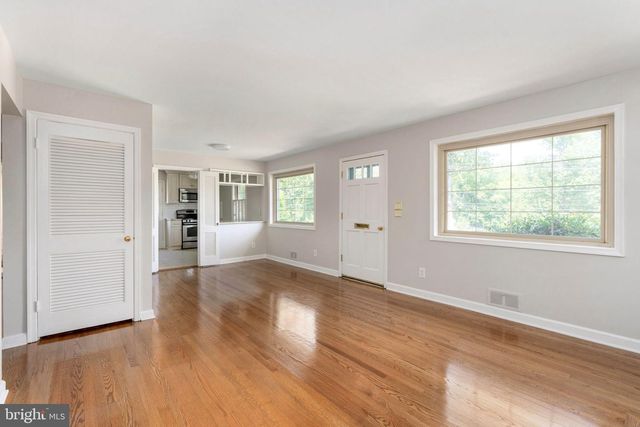 3204 LINDEN AVE, Fredericksburg, VA 22401