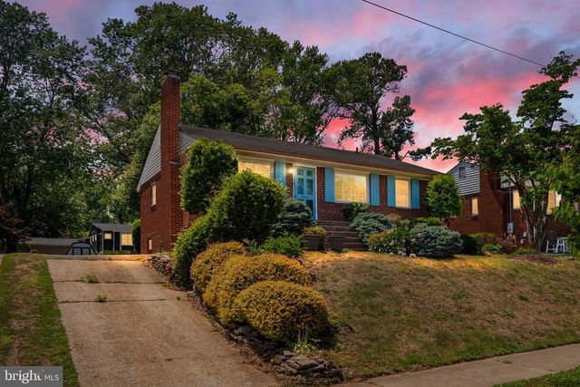 3204 LINDEN AVE, Fredericksburg, VA 22401