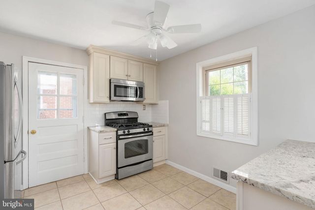 3204 LINDEN AVE, Fredericksburg, VA 22401