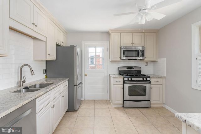 3204 LINDEN AVE, Fredericksburg, VA 22401