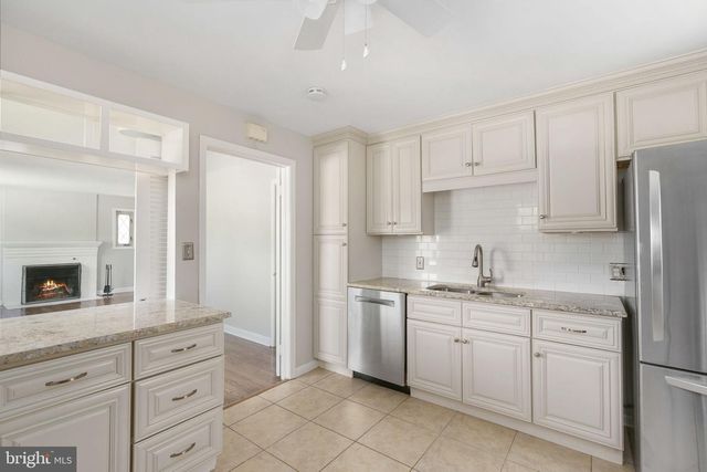 3204 LINDEN AVE, Fredericksburg, VA 22401