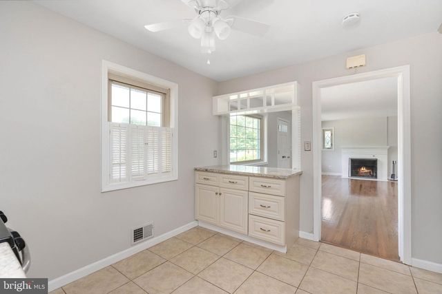 3204 LINDEN AVE, Fredericksburg, VA 22401