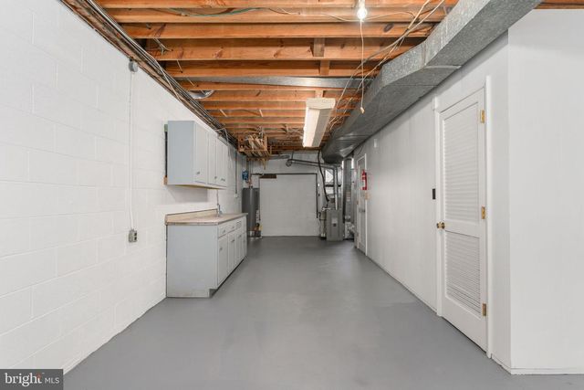 3204 LINDEN AVE, Fredericksburg, VA 22401