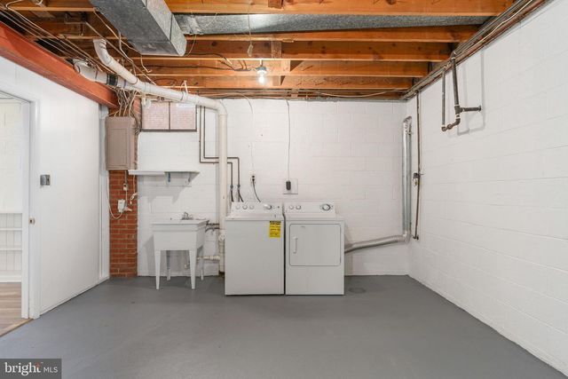 3204 LINDEN AVE, Fredericksburg, VA 22401
