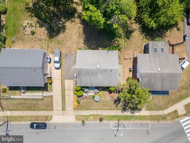 3204 LINDEN AVE, Fredericksburg, VA 22401