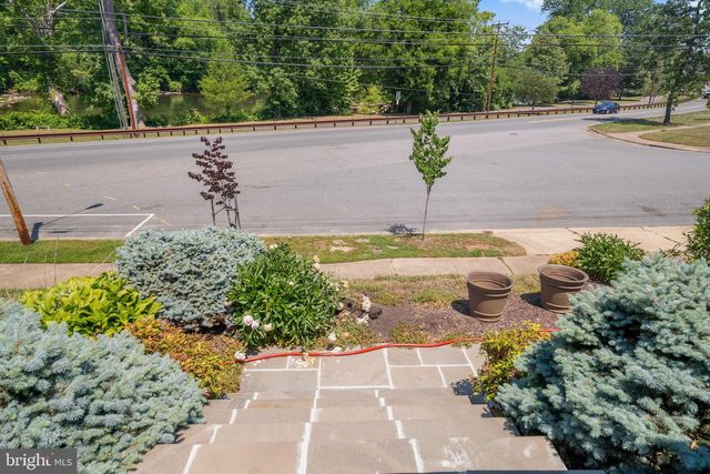 3204 LINDEN AVE, Fredericksburg, VA 22401