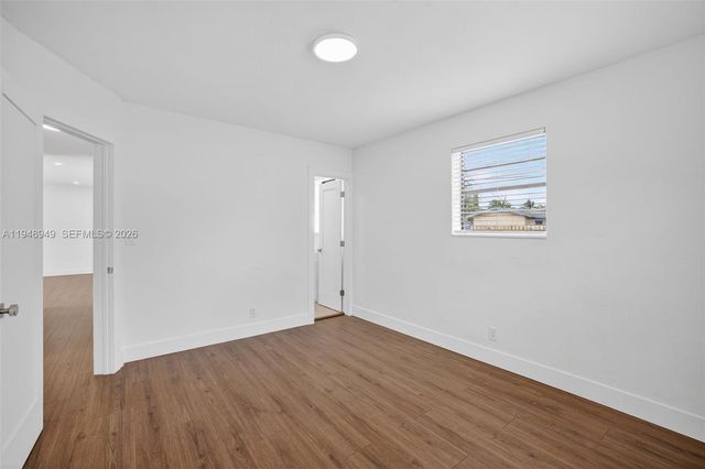 7721 NW 35th St, Davie, FL 33024