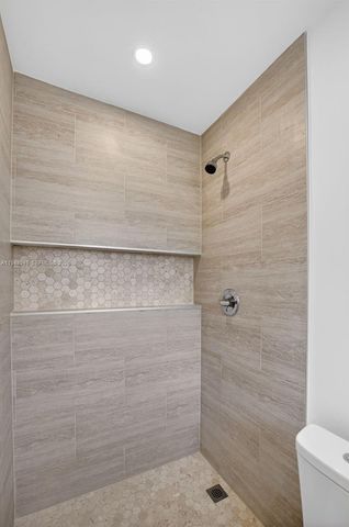 7721 NW 35th St, Davie, FL 33024