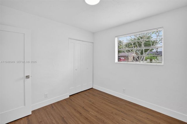 7721 NW 35th St, Davie, FL 33024