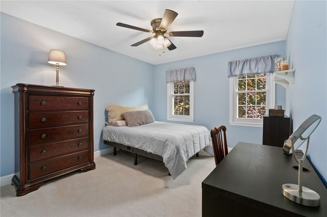 2474 Wedgewood Drive, Franklin Park, PA 15090