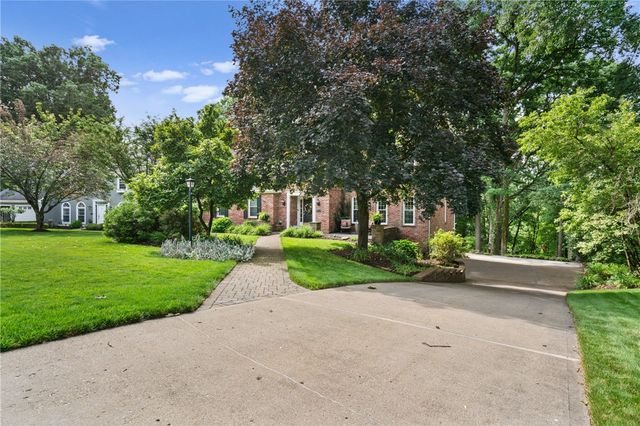 2474 Wedgewood Drive, Franklin Park, PA 15090