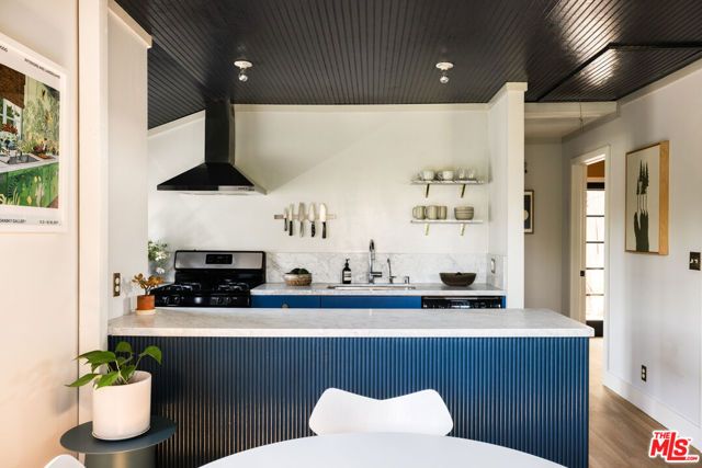 4311 Clayton Avenue, Los Angeles, CA 90027