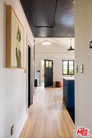 4311 Clayton Avenue, Los Angeles, CA 90027