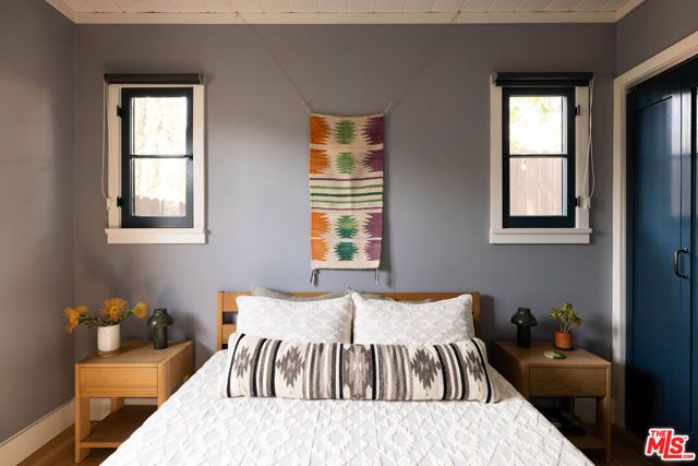 4311 Clayton Avenue, Los Angeles, CA 90027