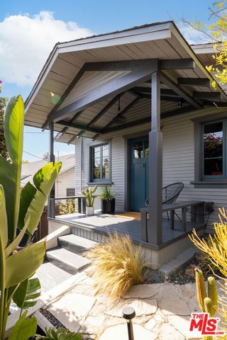 4311 Clayton Avenue, Los Angeles, CA 90027