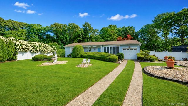 12 Heather Court, Centereach, NY 11720