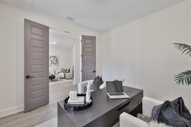 3315 W ROGERS AVENUE, Tampa, FL 33611