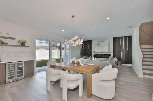 3315 W ROGERS AVENUE, Tampa, FL 33611