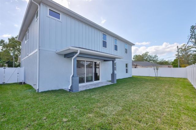 3315 W ROGERS AVENUE, Tampa, FL 33611