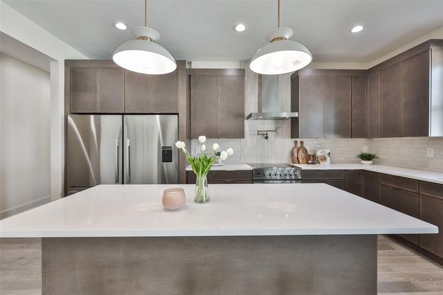 3315 W ROGERS AVENUE, Tampa, FL 33611