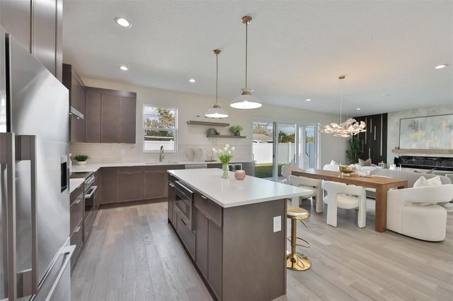 3315 W ROGERS AVENUE, Tampa, FL 33611